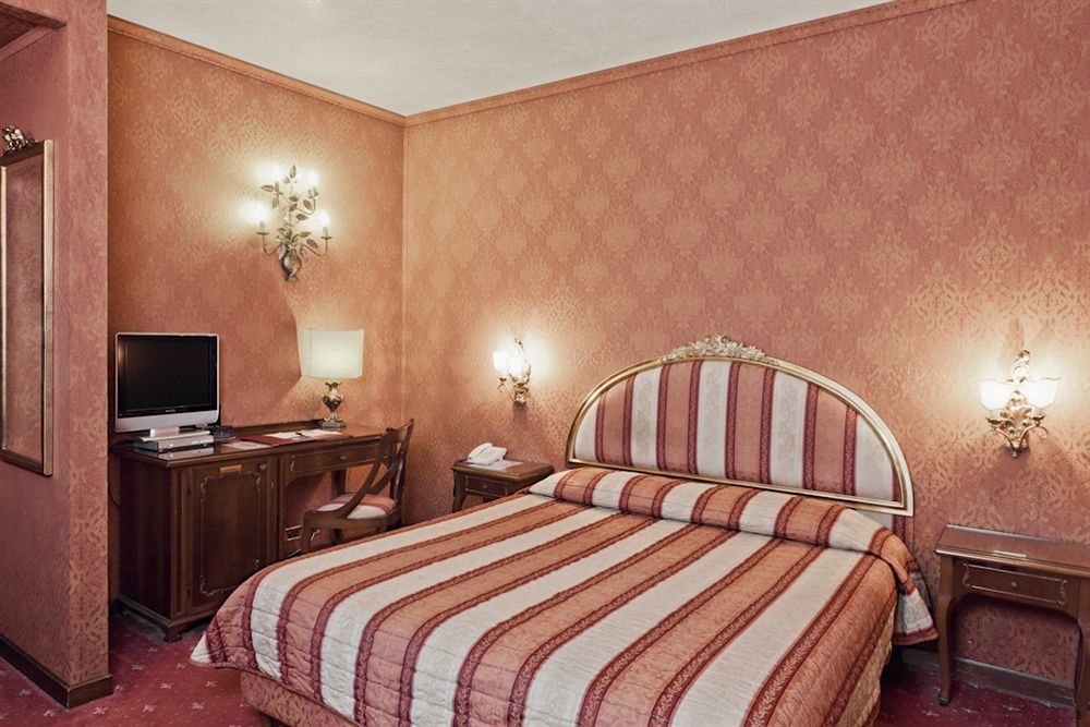 American-dinesen Venezia